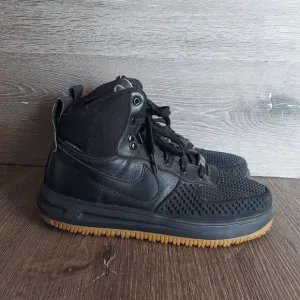 Nike Boys Black Lunar Force 1 Duckboot Shoes Size 6.5 Youth Lace Up High Top