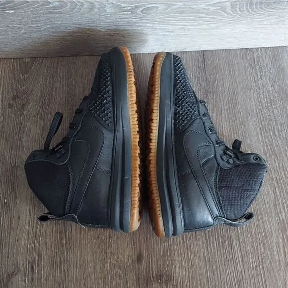 Nike Boys Black Lunar Force 1 Duckboot Shoes Size 6.5 Youth Lace Up High Top