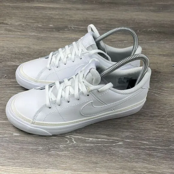 Nike Court Legacy (GS) White -Boys Sneakers - Size 5Y - DA5380-104