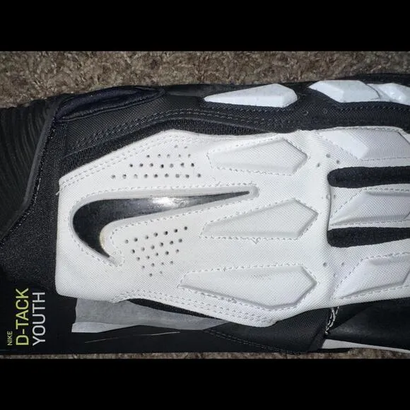 Nike D-Tack 6.0 Youth Lineman Padded Football Gloves