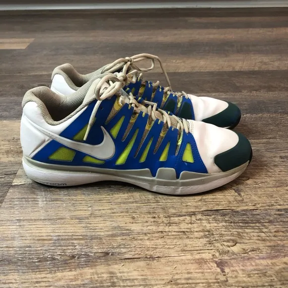Nike Federer tennis shoes GUC