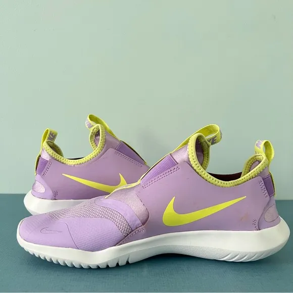 Nike Flex Runner Lilac Purple Lemon Twist Girls Road Running Tennis Shoes