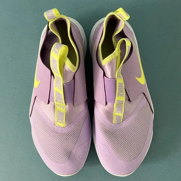 Nike Flex Runner Lilac Purple Lemon Twist Girls Road Running Tennis Shoes