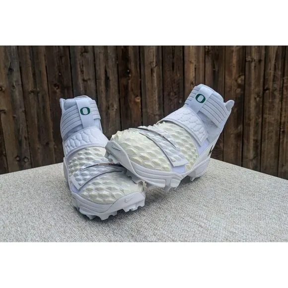 Nike Force Savage Elite Shark Football Cleats‎ Size 14 White PE Oregon Ducks