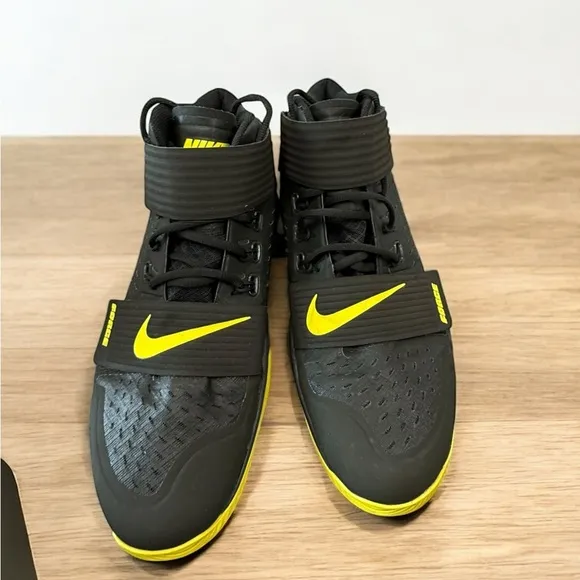 Nike Force Zoom Trout 5 “Oregon Ducks Football” Black/Yellow Cleats Size 12