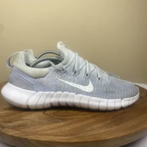 Nike Free Rn 5.0 Pure Platinum Womens Gray Silver White Size 9 Running Shoes