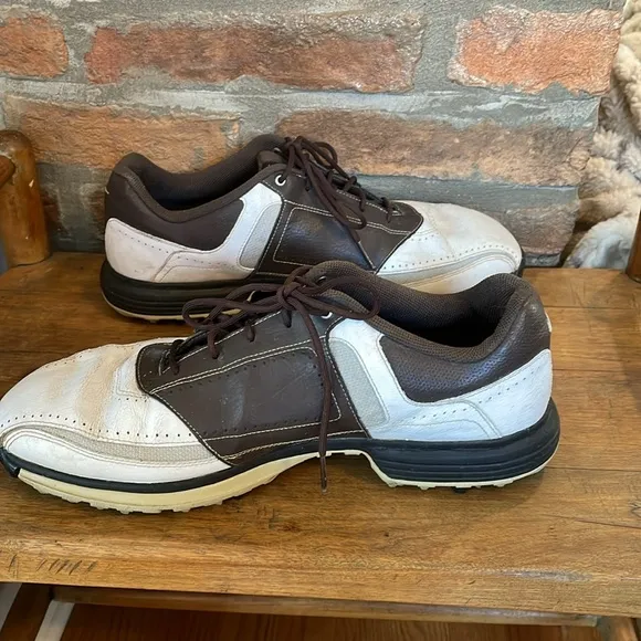 Nike Golf Shoes Air‎ Tour Saddle 336050-102 Lace Up Cleats Brown White Size 10.5