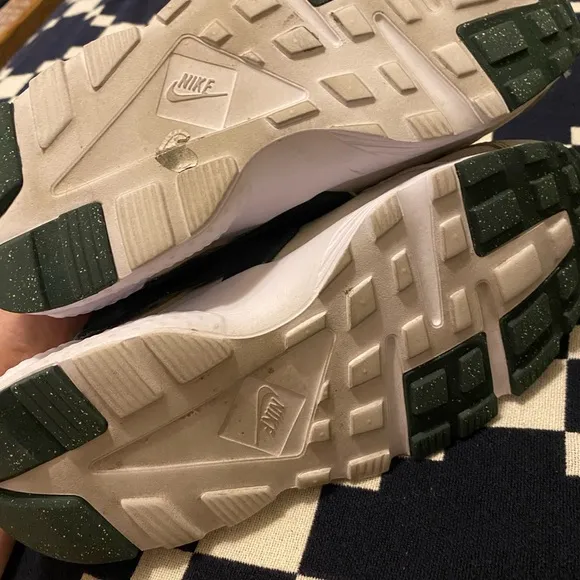 Nike huarache youth size 6.5