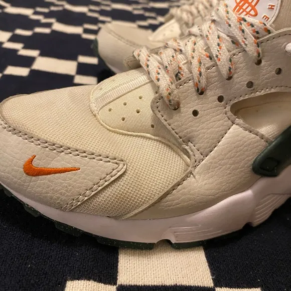 Nike huarache youth size 6.5