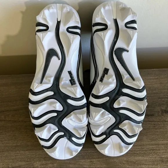 Nike Hyperdiamond 3 Keystone Youth Softball Cleat Size 4 #938
