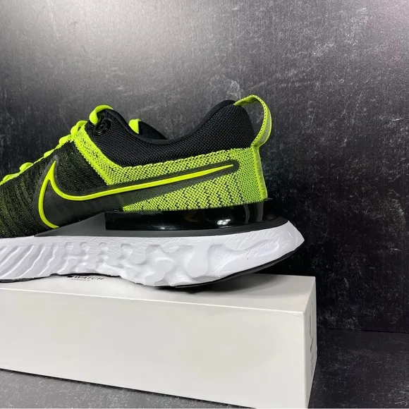 NIKE INFINITY RUN REACT 2 MENS ROAD RUNNING SHOES SIZE 11 FLYKNIT VOLT BLACK GRE