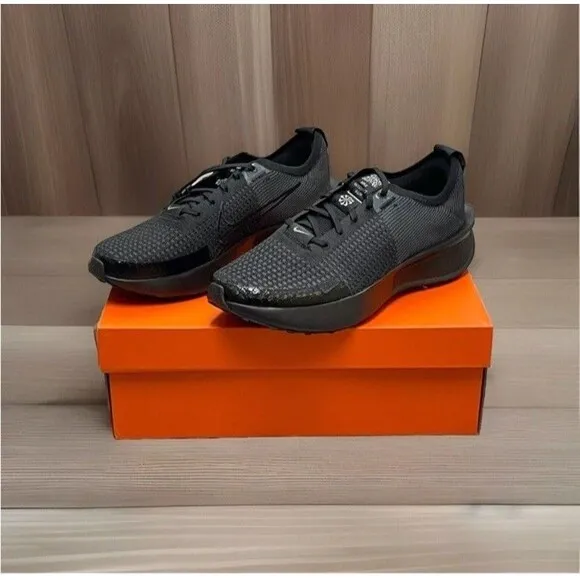 Nike Interact Run Mens Road Running Shoes Size 11 FQ7769-001 Black Anthracite