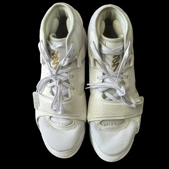 🏀Nike Jordan Zion 2🏀