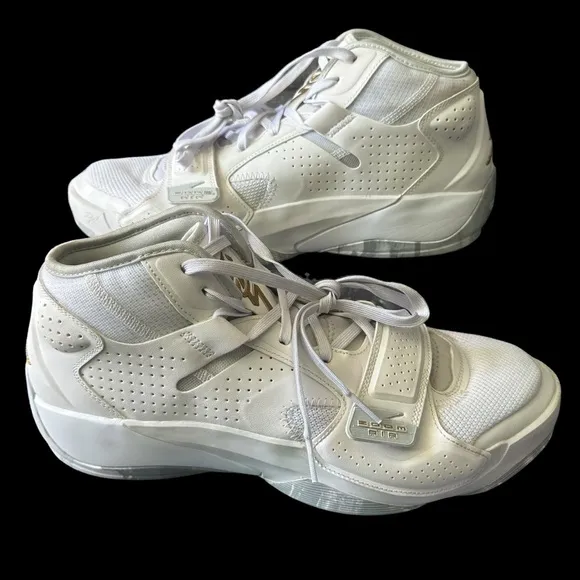 🏀Nike Jordan Zion 2🏀