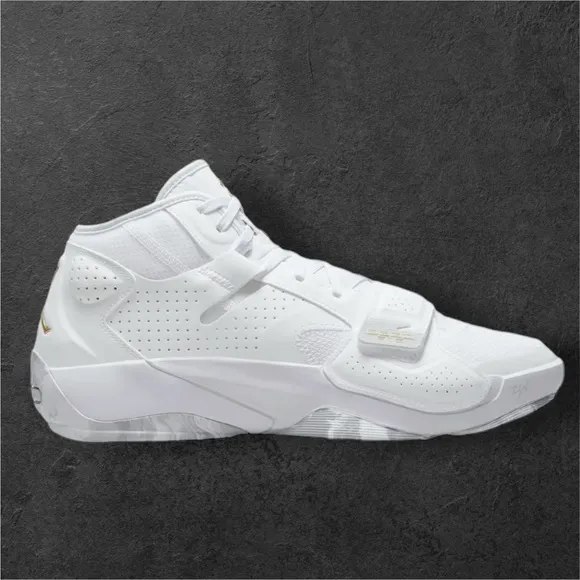 🏀Nike Jordan Zion 2🏀
