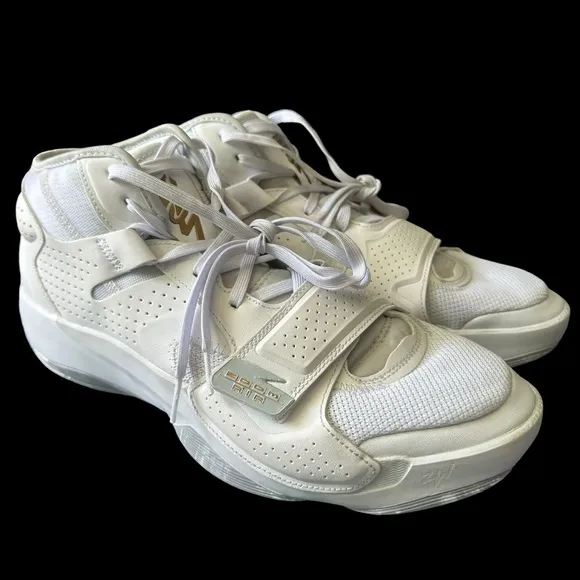 🏀Nike Jordan Zion 2🏀