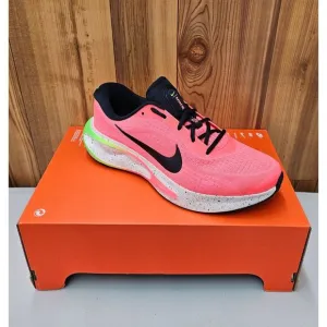 Nike Journey Road Hot Punch Green Strike Women's Athletic Shoes Size 11