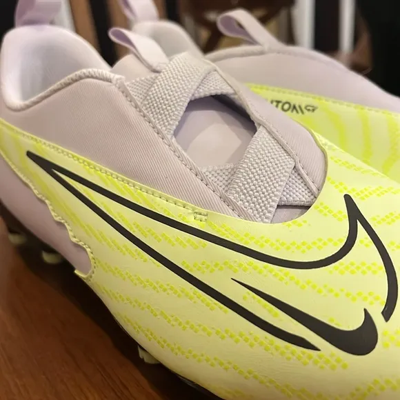 Nike JR Phantom GX Academy FG/MG Cleats Shoes DD9549 705 boys girl Size 6Y Youth