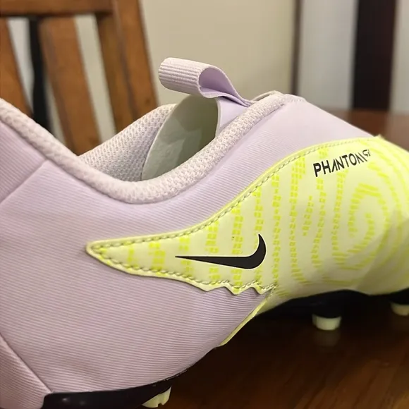 Nike JR Phantom GX Academy FG/MG Cleats Shoes DD9549 705 boys girl Size 6Y Youth