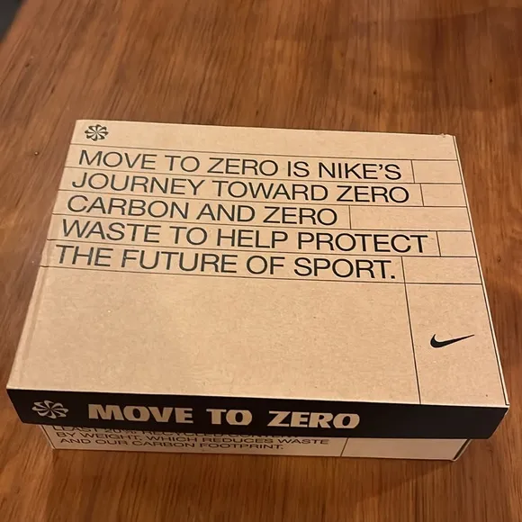Nike JR Phantom GX Academy FG/MG Cleats Shoes DD9549 705 boys girl Size 6Y Youth