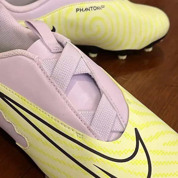 Nike JR Phantom GX Academy FG/MG Cleats Shoes DD9549 705 boys girl Size 6Y Youth