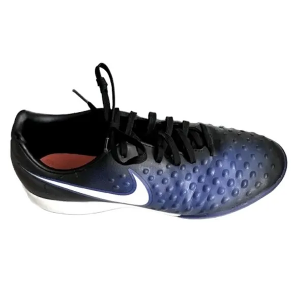 NIKE KIDS MAGISTAX OPUS TURF SOCCER SHOES BLACK/WHITE/PARAMOUNT BLUE