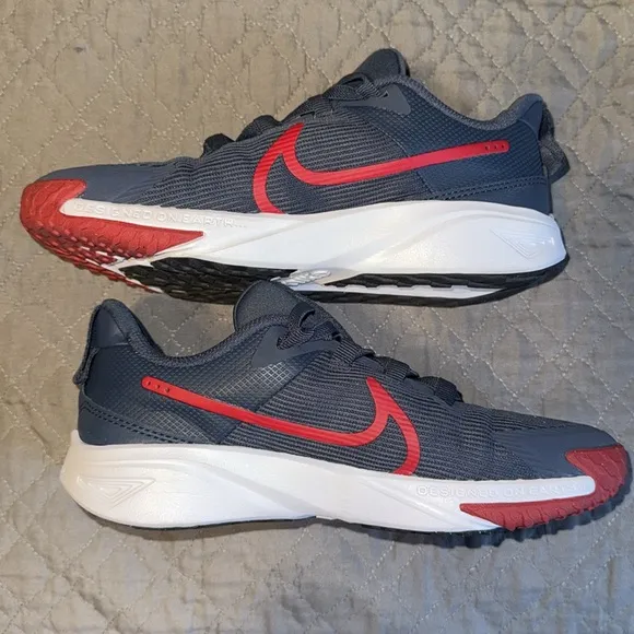 Nike Kid’s Youth Navy and Red Star Runner 4 Road Running Slip On/No Tie Shoes