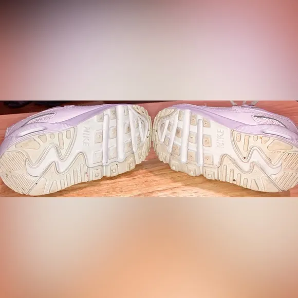 Nike Ky-Breezy &amp; Nike AirMax tennis shoes