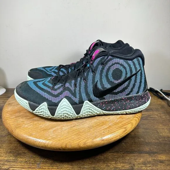Nike Kyrie 4 80s Decades Pack Men’s Size 13.5 Sneakers‎ Shoes 943806-007