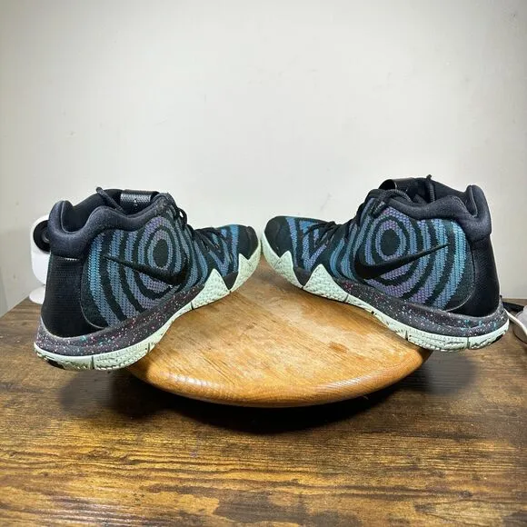 Nike Kyrie 4 80s Decades Pack Men’s Size 13.5 Sneakers‎ Shoes 943806-007