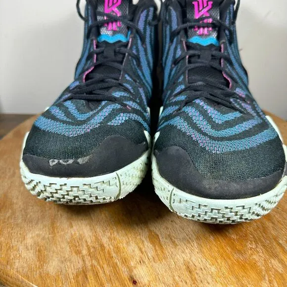 Nike Kyrie 4 80s Decades Pack Men’s Size 13.5 Sneakers‎ Shoes 943806-007