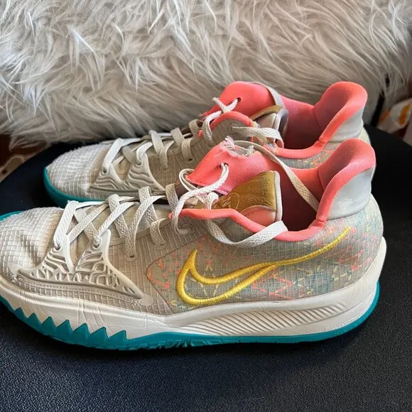 Nike Kyrie Low 4 N7 Basketball Shoes Mens 13 Desert Sand Citron beige,