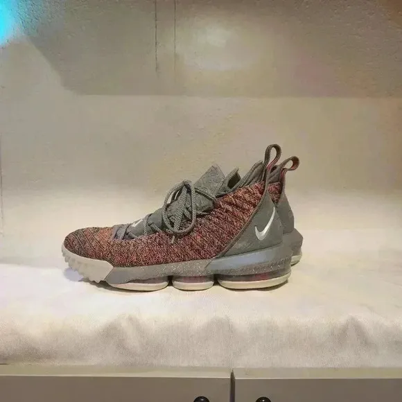 Nike Lebron 16 XVI Size 9 Multi-color High Top Shoes