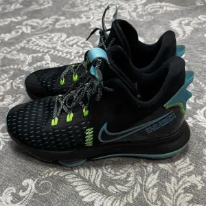 Nike LeBron Witness V Men's Basketball Shoes Black Size 9.5 High Top