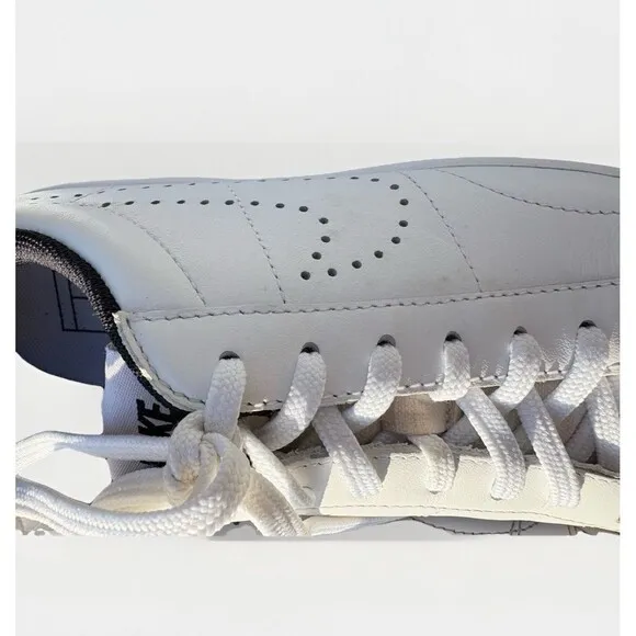 Nike Life Style Tennis Sneaker Shoes Women’s Size 8.5 Style 725111-100