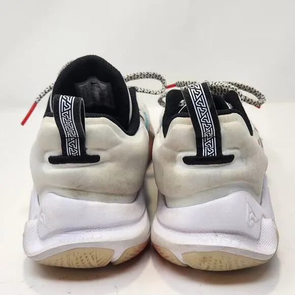 Nike Men Giannis Immortality Force Field Basketball Sneakers Size 8.5 White Low