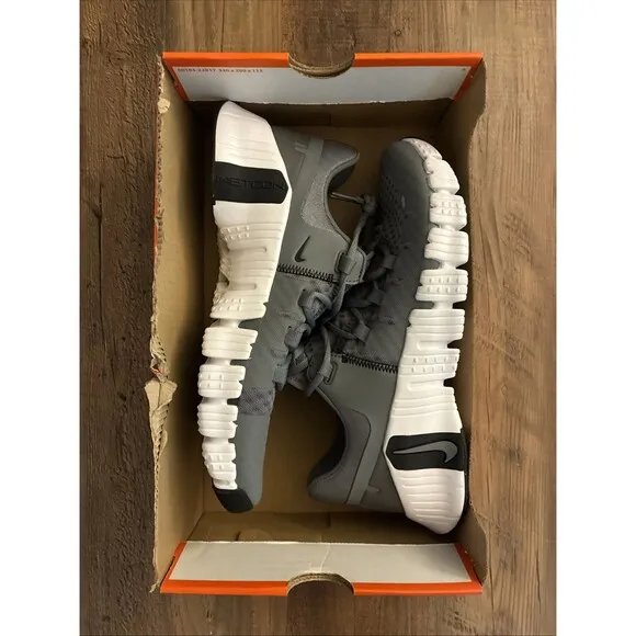 Nike Men Size 8.5 Free Metcon 5 Smoke Grey White Gym Training Shoes DV3949-003