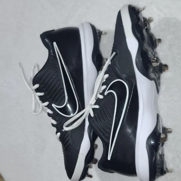 Nike Men's Alpha Huarache 3 Varsity Low Metal Baseball Cleats Size 9.5