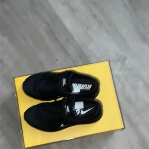 Nike Men's Black Air Max Shoes Size 7
