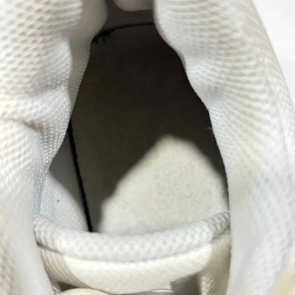 Nike | Men’s Boys KD Trey 5 V White Grey Athletic Basketball Shoes Sneak…