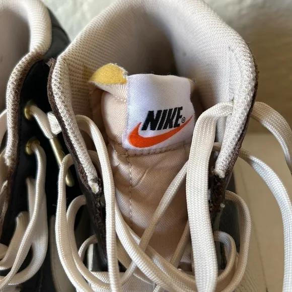 Nike Men’s brown Hi top lace up‎ sneakers shoes size 13