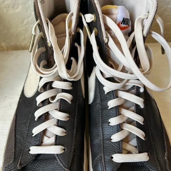 Nike Men’s brown Hi top lace up‎ sneakers shoes size 13
