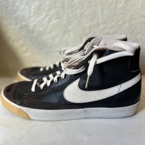 Nike Men’s brown Hi top lace up‎ sneakers shoes size 13