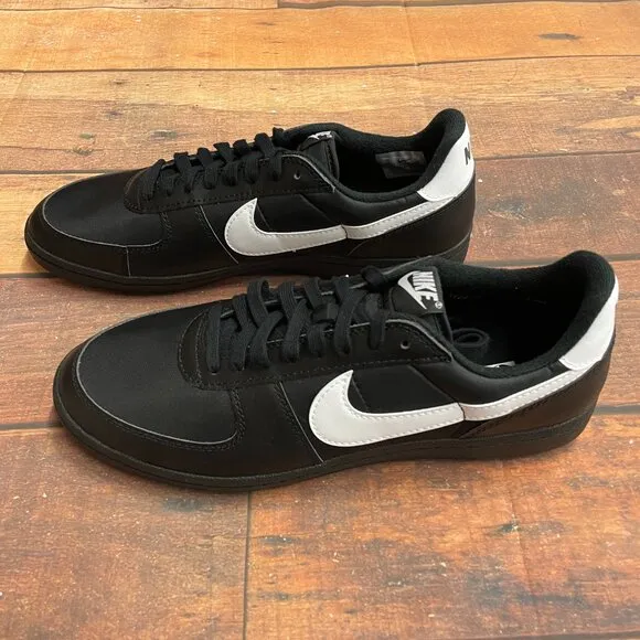 Nike Men's Field General 82 SP Black/White Football Shoes