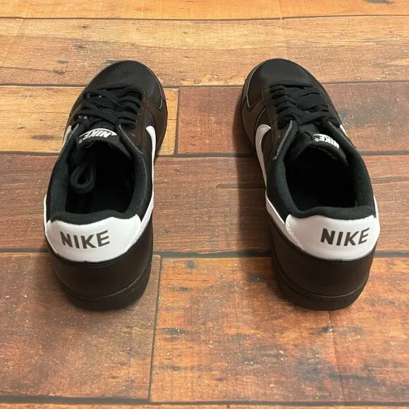 Nike Men's Field General 82 SP Black/White Football Shoes