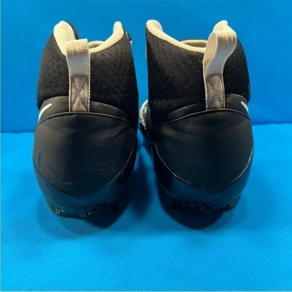 Nike Mens Force Savage Pro Football Cleat Size 16