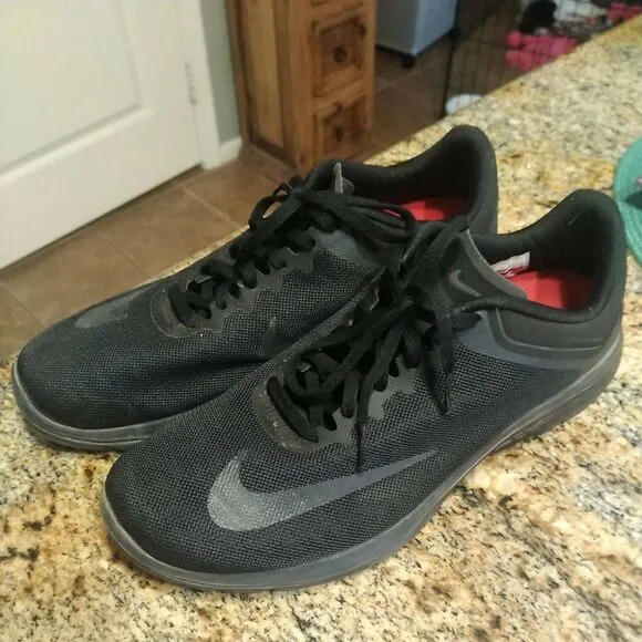 Nike Mens FS Lite Run 4 852435-003 Black Road Running Shoes Lace Up Size 10.5