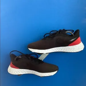Nike Mens Revolution 5 BQ3204-003 Black Red Running Shoes Sneakers Size 10