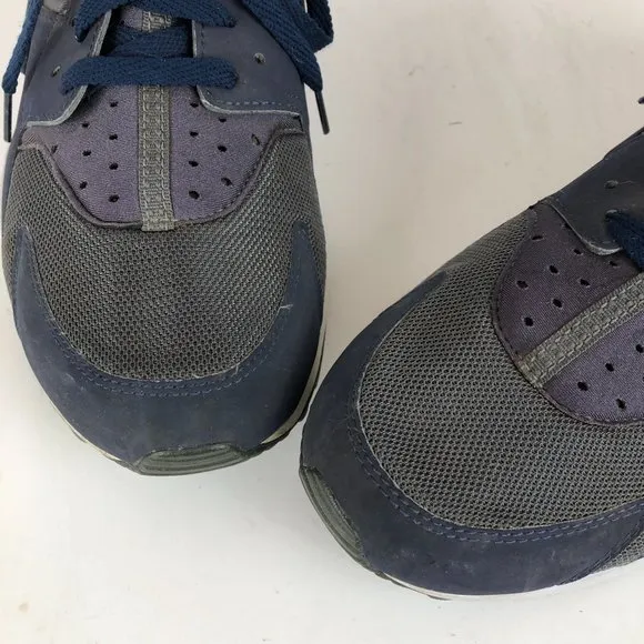 Nike Men's Size 11 Air Huarache Dark Grey Midnight Navy Blue Lace-Up Sneakers