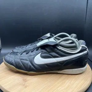 Nike Men’s Size 11.5 Tiempo Natural IC Indoor Soccer Shoes Leather 310061-011